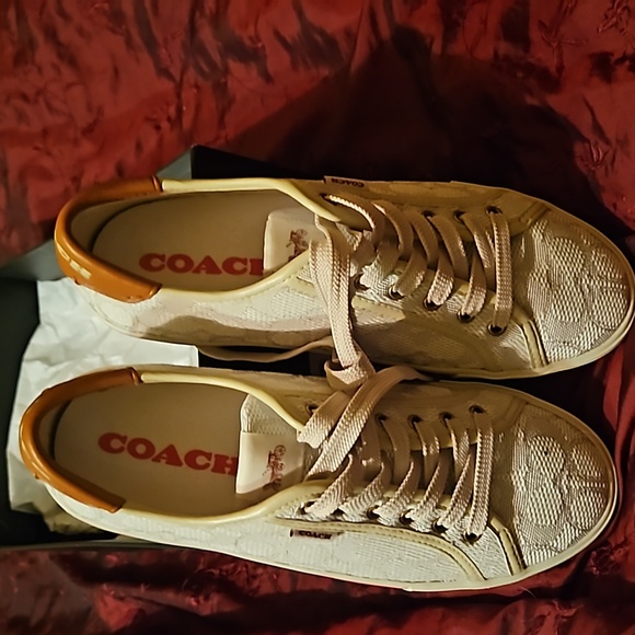 Coach shoes  size 8 1/2B IVORY/CHALK - Picture 3 of 4